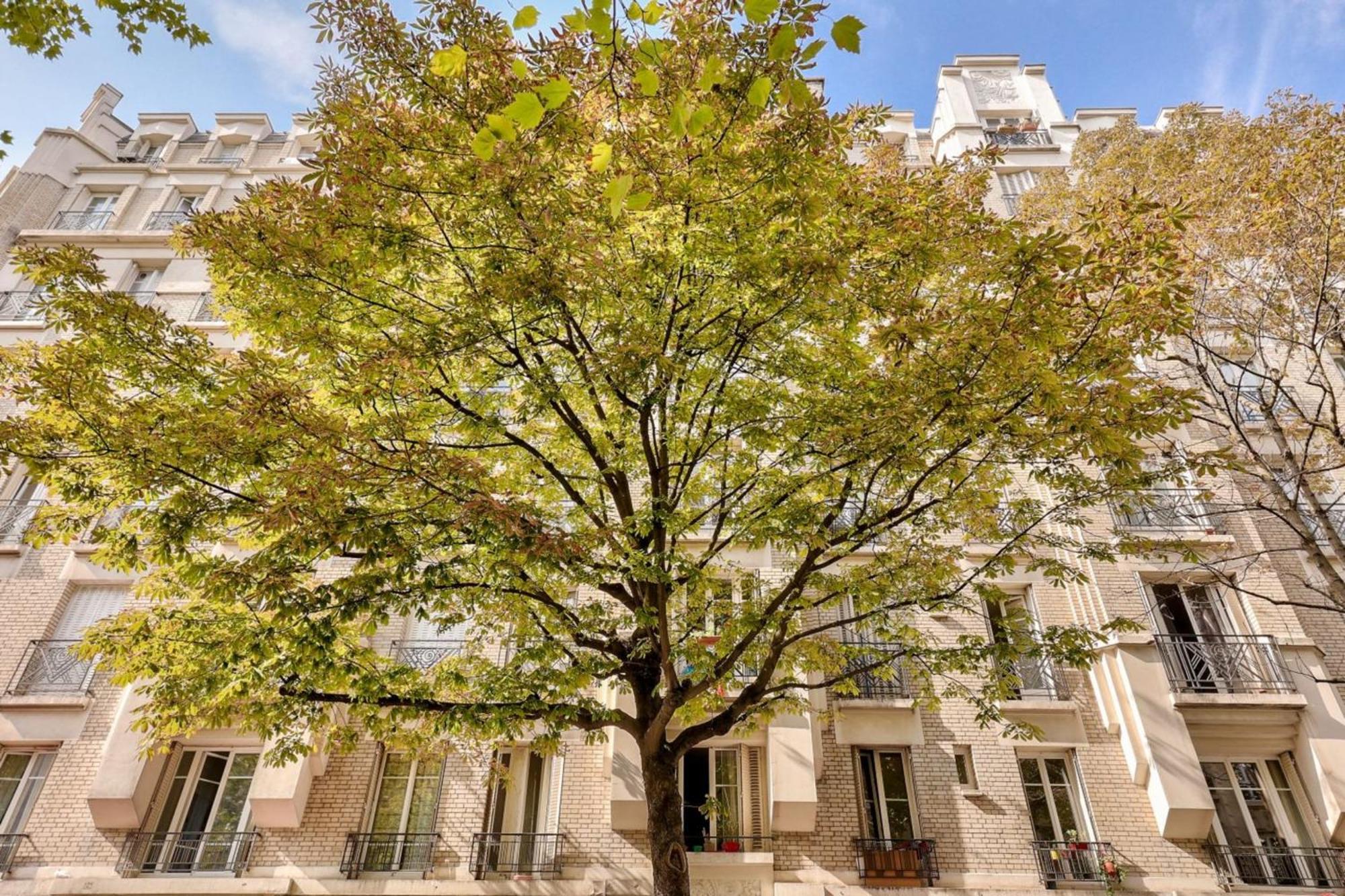 Flexliving - - Crimee * Parijs