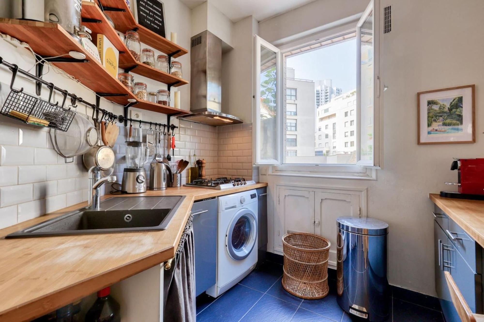 Flexliving - - Crimee Appartement Parijs